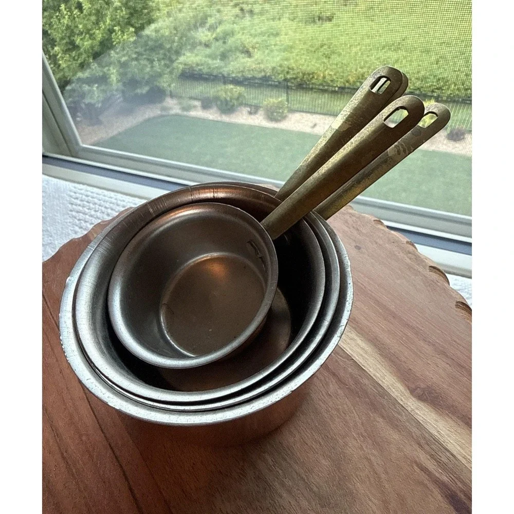 VTG Copper Brass Measuring Cups Set of 4 B&M Douro Made In Korea Rustic Decor